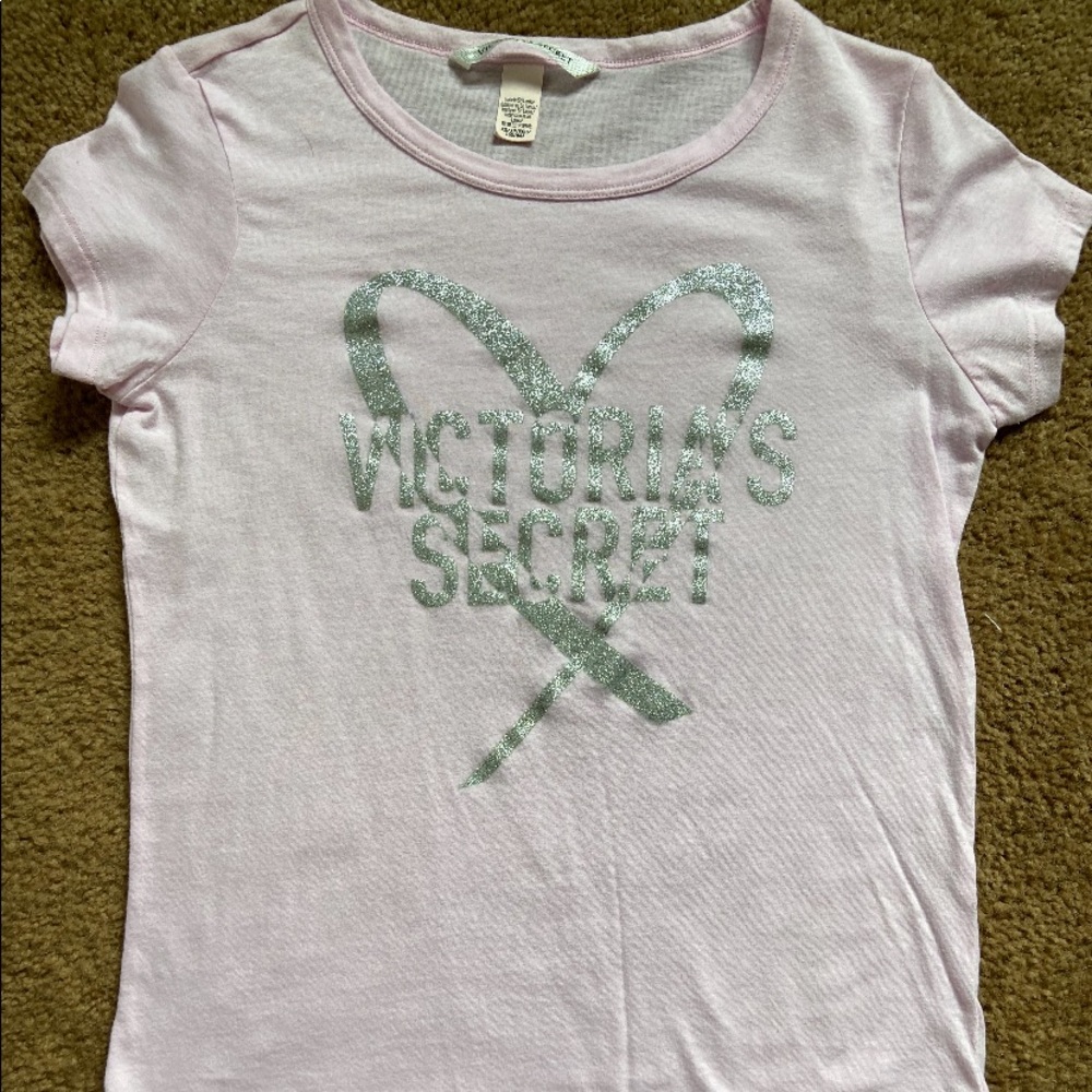 T shirt size xs runs a little big